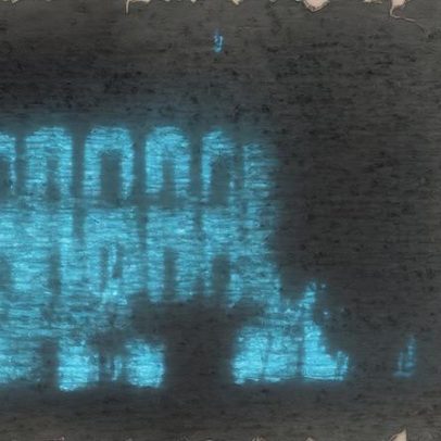 Artista explora abstração visceral para abordar mudanças climáticas e política atual