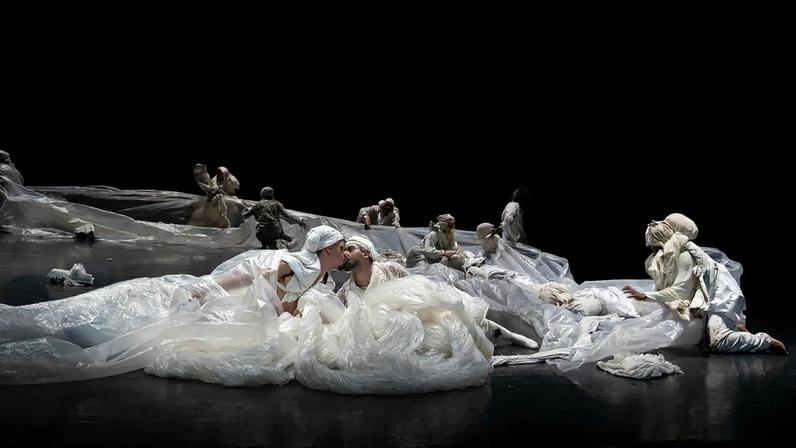 Borda: estreia na França (Foto: Reprodução)