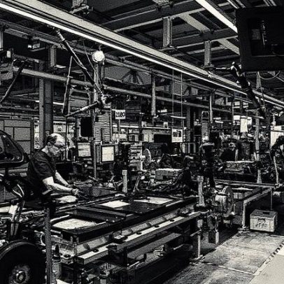 EUA reduz tarifas sobre automóveis da União Europeia para 15%