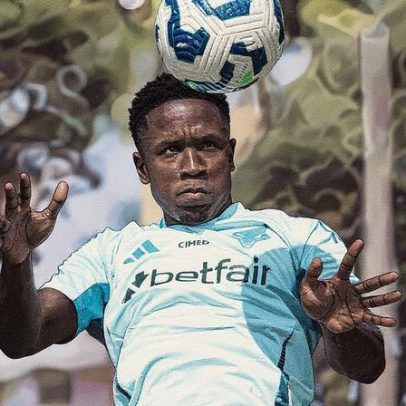 Sinisterra destaca 'drible endiabrado' e projeta sucesso no Cruzeiro