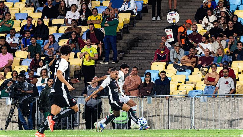 Corinthians venceu o Fluminense por 1 a 0 com gol de André Ramalho (Foto: Reprodução)