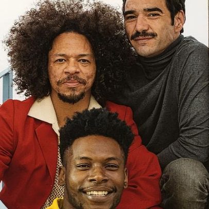 Caio Blat, Lucas Oranmian e Breno Ferreira estrelam triângulo amoroso em série