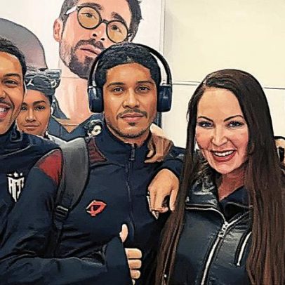 Atlético-GO dispensa jogadores da base após polêmica com atriz pornô