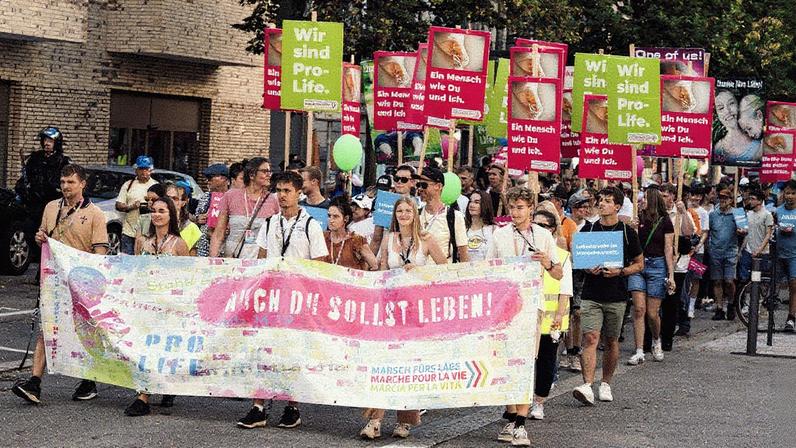 Marcha Pela Vida 2025 em Zurique, Suíça (Foto: Reprodução)