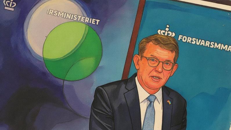 Ministro de Defesa dinamarquês, Troels Lund Poulsen, durante coletiva de imprensa em Copenhague (Foto: Reprodução)