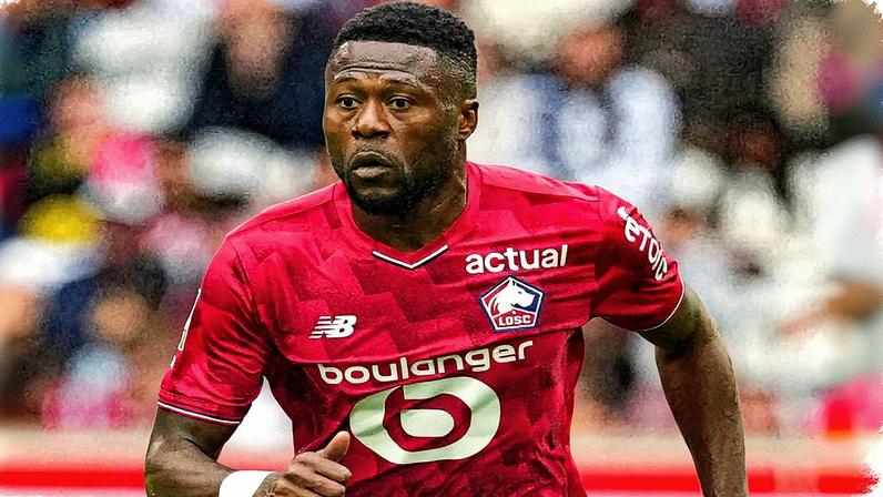 Jogador do Lille aponta para a pressão nas negociações de transferência (Foto: Reprodução)