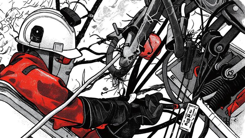 Funcionário da Enel realiza manutenção em residência no bairro Jardins, em São Paulo, após alerta de temporal (Foto: Reprodução)