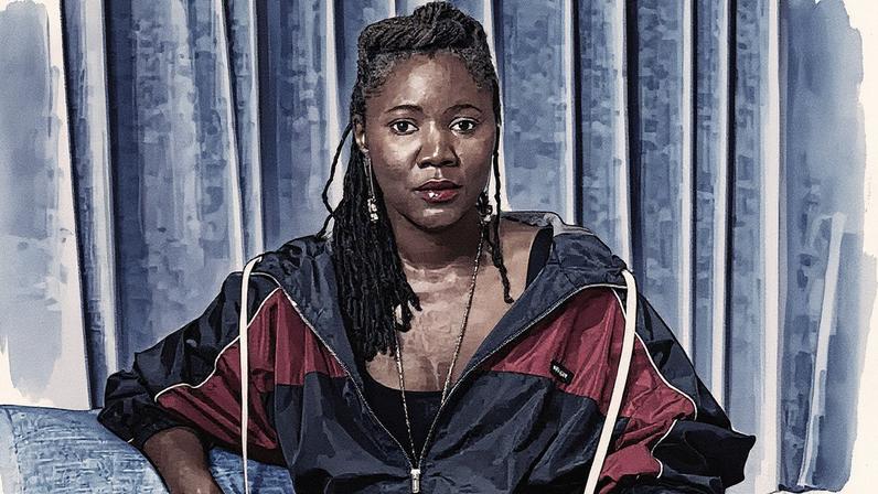 Alice Diop em uma sessão de fotos (Foto: Reprodução)