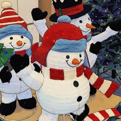 Inflação e tarifas afetam consumidores no início da temporada de compras natalinas