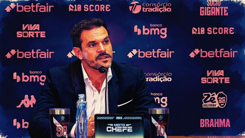 Admar Lopes, diretor executivo do Vasco, posando para a foto (Foto: Reprodução)