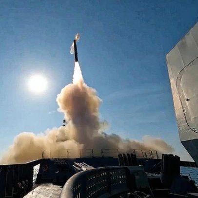 Rússia testa míssil hipersônico próximo à OTAN e divulga vídeo da operação