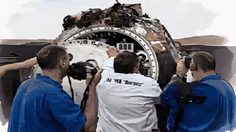 Espaçonave pousa ao lado de camundongos em órbita (Foto: Reprodução)