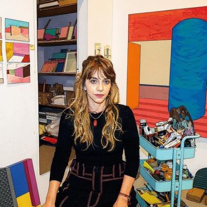 Carolina Martinez expande sua arte além da tela em nova exposição inovadora