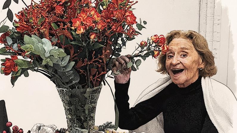 Laura Cardoso celebra 98 anos (Foto: Reprodução)