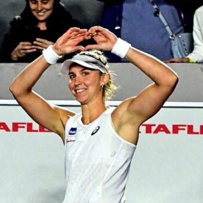 Bia realiza treino aberto e descobre adversário na estreia em São Paulo