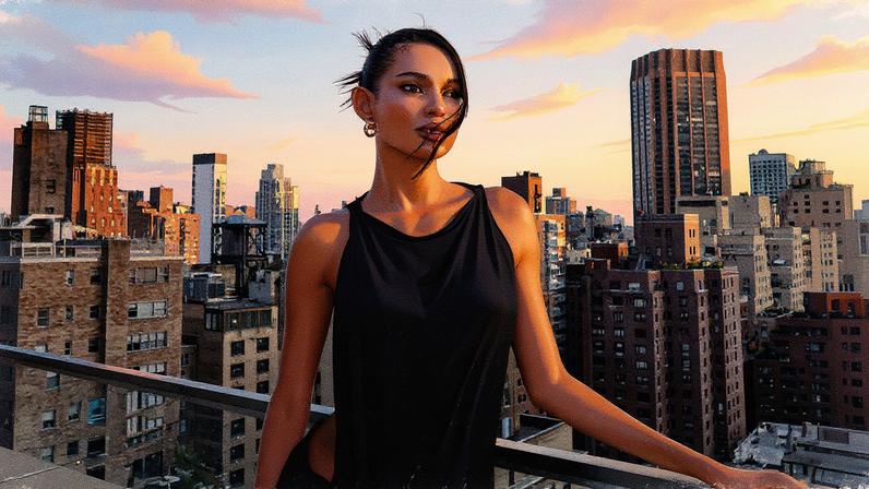 Emilly trabalhou como operadora de caixa em um supermercado e como vendedora em uma empresa de telefonia (Foto: Reprodução)