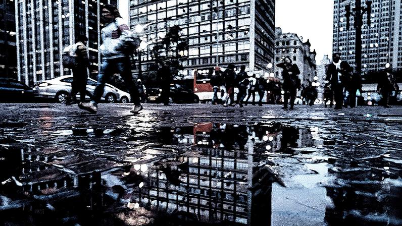 FAB intercepta aeronave suspeita vinda do Peru sem plano de voo (Foto: Reprodução)