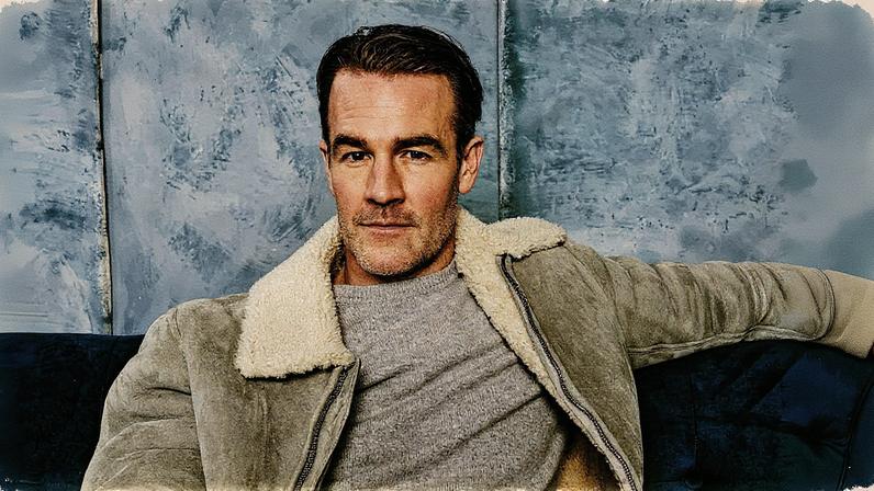 Ator James Van Der Beek posando para foto em janeiro de 2020 (Foto: Reprodução)