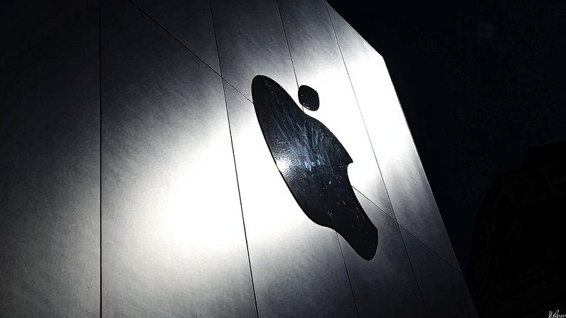 Apple enfrenta processos legais nos Estados Unidos e na Europa (Foto: Reprodução)