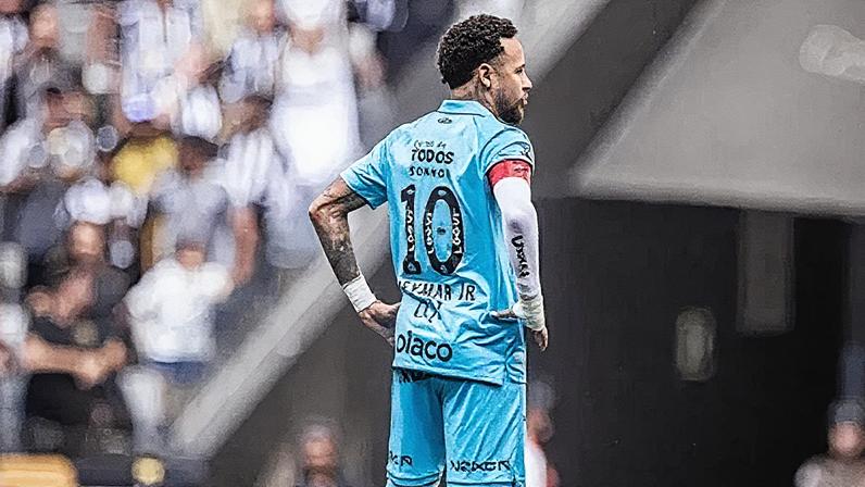 Neymar em campo durante partida entre Atlético e Santos na Arena MRV (Foto: Reprodução)