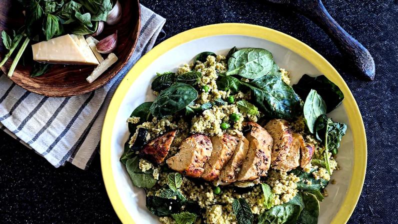 Receita de ensalada apresentada em uma imagem (Foto: Reprodução)