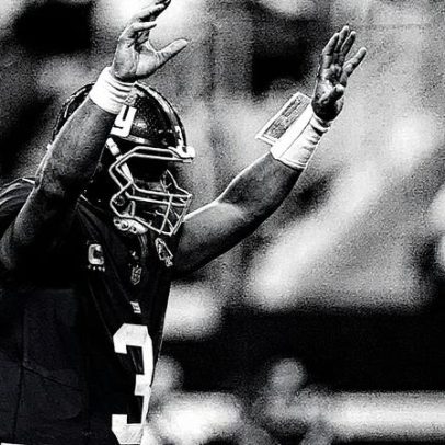 Russell Wilson se destaca na classificação de QBs da NFL enquanto Jayden Daniels cai fora do top 10