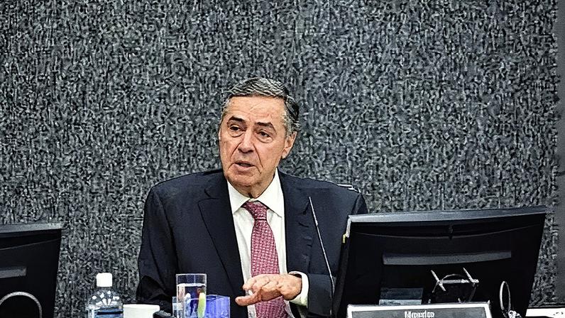 Ministro Luís Roberto Barroso participa de audiência pública sobre inteligência artificial no Judiciário (Foto: Reprodução)