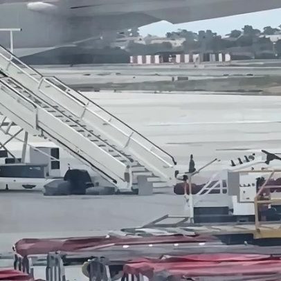Funcionário de aeroporto em Madrid é flagrado jogando bagagens de avião