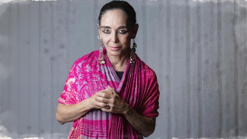 Artista iraniana Shirin Neshat em uma sessão de fotos (Foto: Reprodução)