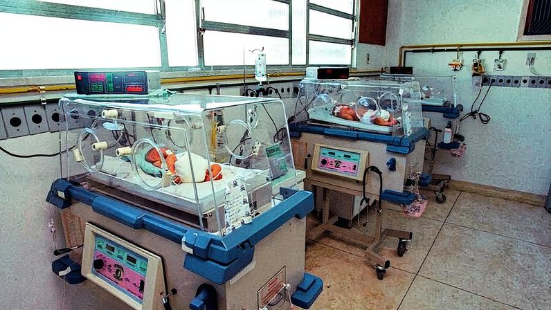 UTI neonatal da Clínica Pediátrica da Região dos Lagos, em Cabo Frio, onde ocorreram 96 mortes de bebês (Foto: Reprodução)