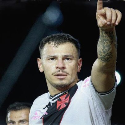 Hugo Moura se adapta a nova função e busca garantir vaga na final do torneio