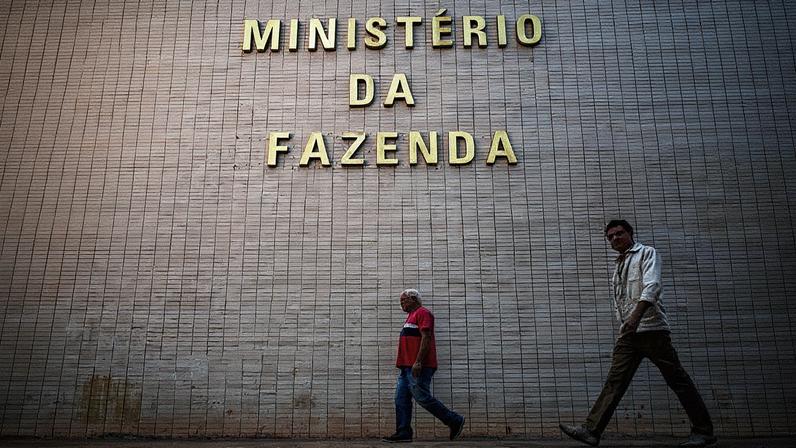 Gastos tributários são renúncias de receita pública concedidas por meio de isenções de impostos e alíquotas diferenciadas a setores produtivos (Foto: Reprodução)