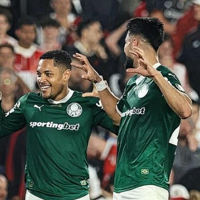 Vitor Roque brilha em jogo entre River Plate e Palmeiras, destaca jornal espanhol