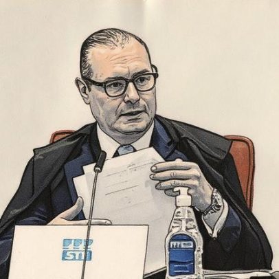 Zanin defende inclusão de Bíblias em bibliotecas públicas do país