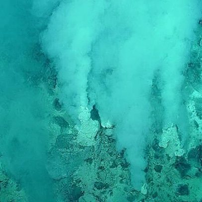 Fontes termais submarinas podem ter dado origem aos primeiros compostos da vida
