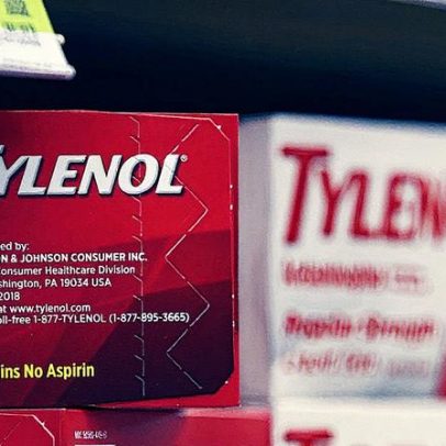 Trump gera crise para fabricante do Tylenol com comentário polêmico