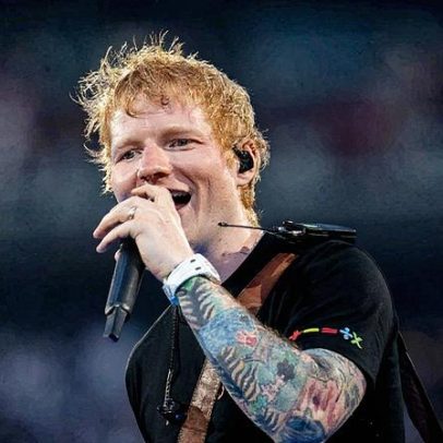 Ed Sheeran mantém sequência perfeita nas paradas da ARIA com 'Play'