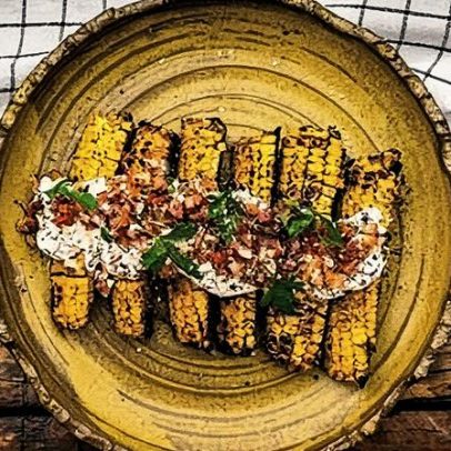 Banana Café reabre em São Paulo com novo cardápio da dupla Do Pão ao Caviar