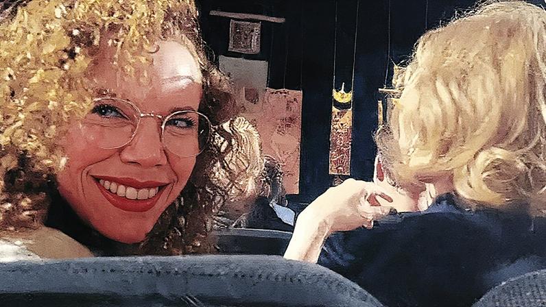 Deni Bloch e Debora Bloch posam para foto (Foto: Reprodução)