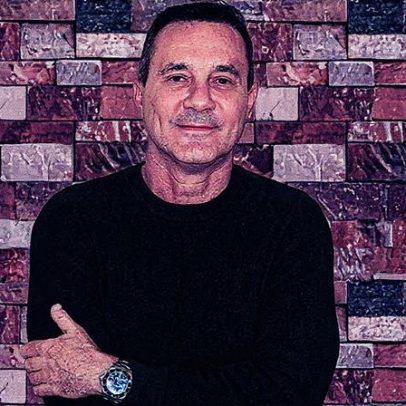 Empresário lança livro sobre tempo como moeda da vida