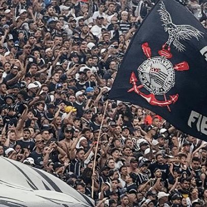 Gaviões da Fiel se reúne com presidente do Corinthians