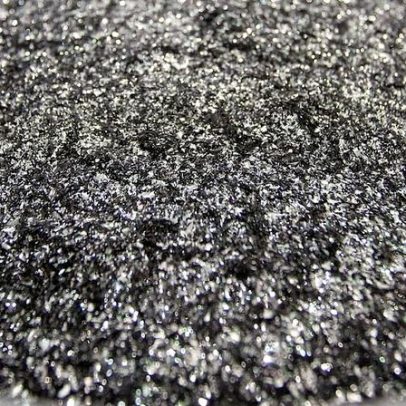 Fábricas europeias enfrentam paralisia devido a restrições de terras raras da China