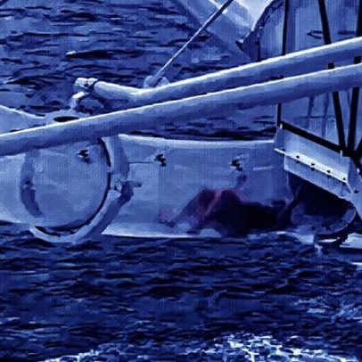 Passageira é resgatada após ficar presa em toboágua de cruzeiro no Alasca