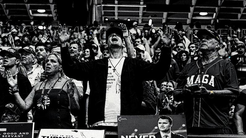 Assistentes ao funeral em homenagem a Charlie Kirk (Foto: Reprodução)