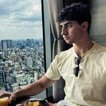 Jovem de 18 anos fatura US$ 1,4 milhão por mês com aplicativo de inteligência artificial