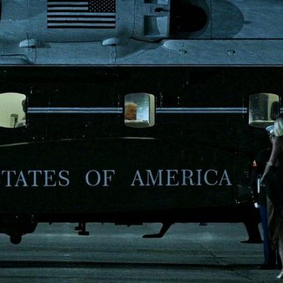 Homem é detido por apontar laser em helicóptero de Trump e pode pegar cinco anos