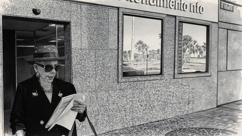 Regina Gonçalves na porta da OAB-RJ após representar contra seu ex-advogado (Foto: Reprodução)