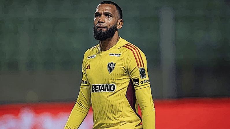 Goleiro Everson do Atlético-MG em ação durante uma partida (Foto: Reprodução)