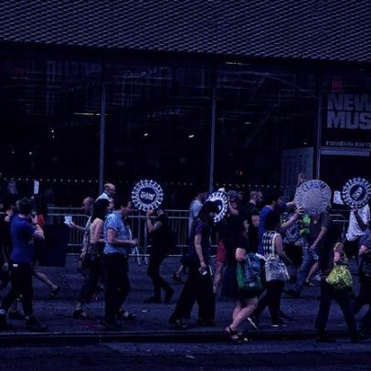 Trabalhadores da New York Foundation for the Arts iniciam processo de sindicalização