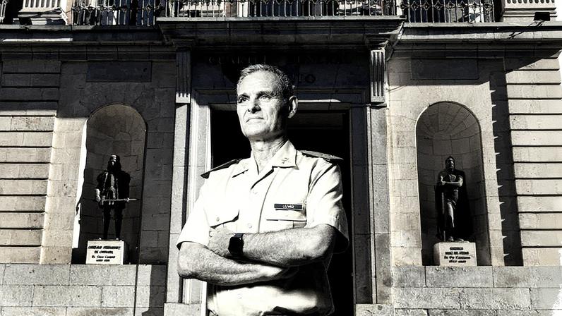 General Aroldo Lázaro no Cuartel General do Exército em Madrid, em 4 de setembro de 2025 (Foto: Reprodução)